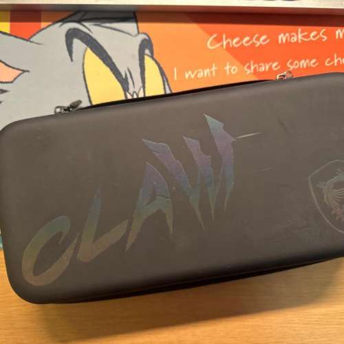 賣MSI Claw 8Al+ 1TB電競掌機, 連原廠Msi HUB + 保護包