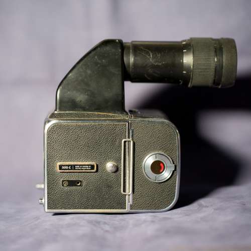 hasselblad 500cm (500c後期版本) & 250mm F/5.6 ct* & a12 film back