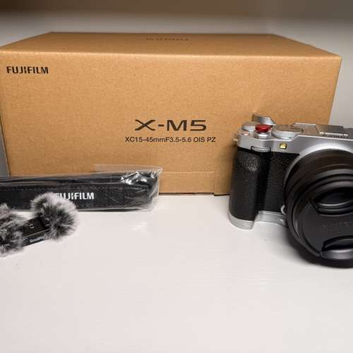 富士 X-M5 机身搭配 XC15-45MMF3.5-5.6
