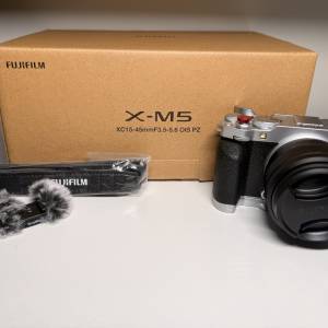 富士 X-M5 机身搭配 XC15-45MMF3.5-5.6