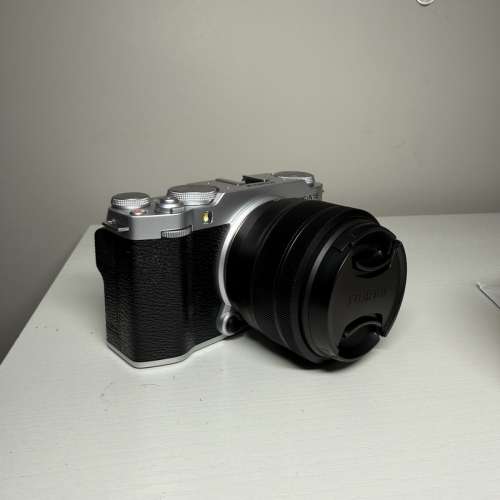 富士 X-M5 机身搭配 XC15-45MMF3.5-5.6