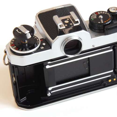 Nikon FE2 body 蜂巢簾快門 90% New