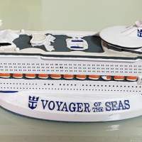 全新 VOYAGER OF THE SEAS 海洋航行者號  (紀念品)