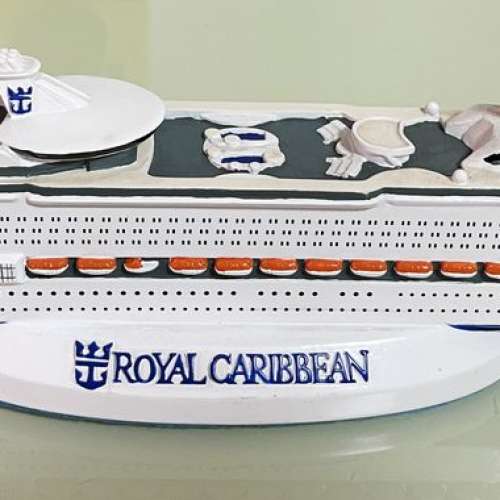 全新 VOYAGER OF THE SEAS 海洋航行者號  (紀念品)