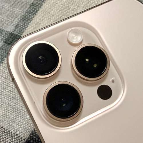 iPhone 16 Pro 256G 行貨 (女仔用機 ,合完美主義者)