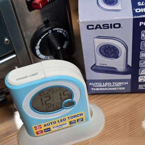 * Casio * 金石 * 自動 夜光 * 小形 * 床頭 鬧鐘 *