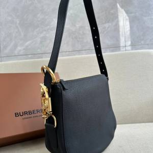 全新Burberry新款Knight Bag