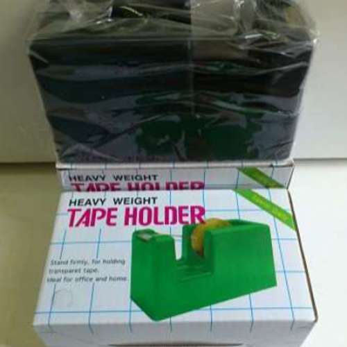 全新 文具（釘書機，打孔機，膠紙座）