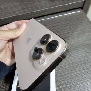 iPhone 16pro max 256gb,港行電96，金色鈦金屬，冇修冇拆全套齊！6880不議