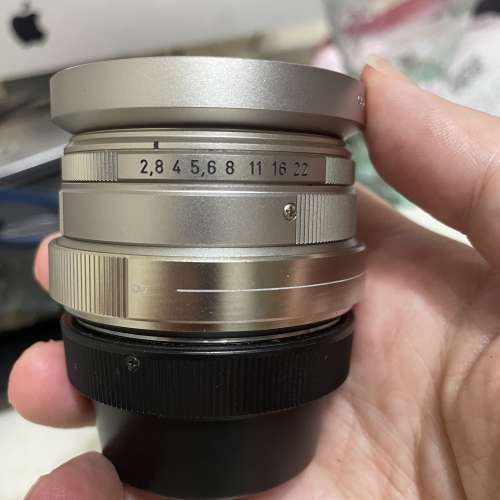 Contax 28mm f2.8 Biogon for Leica M