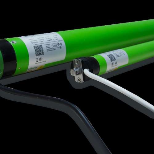 84寸電動投影幕