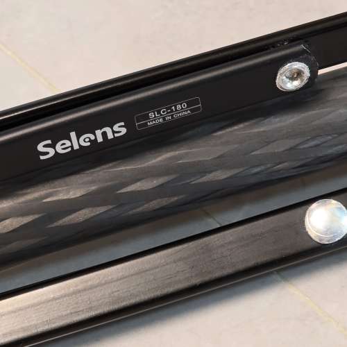 Selens 反折疊碳纖維三腳架
