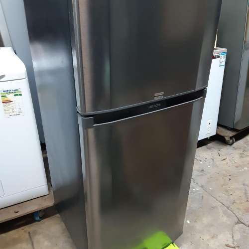 8 成新HITACHI 日立鈦金屬色雪櫃