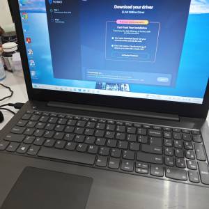 只此一部高質超值Lenovo V330 i5 8250 8+256GB 15.5 寸 Raden 獨顯 Win 11 Pro 無暗...