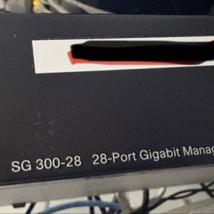 Cisco SG300-28 (28 ports) manage switch