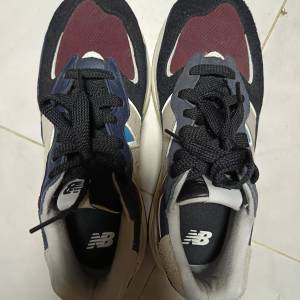 New Balance 運動鞋