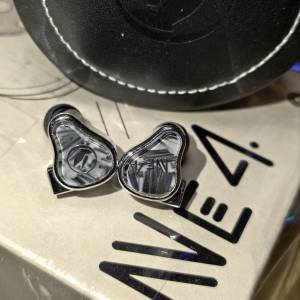 Fir audio Ne4 Neon4