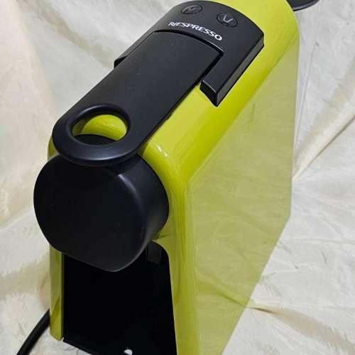 Nespresso Essenza Mini D30 膠囊咖啡機