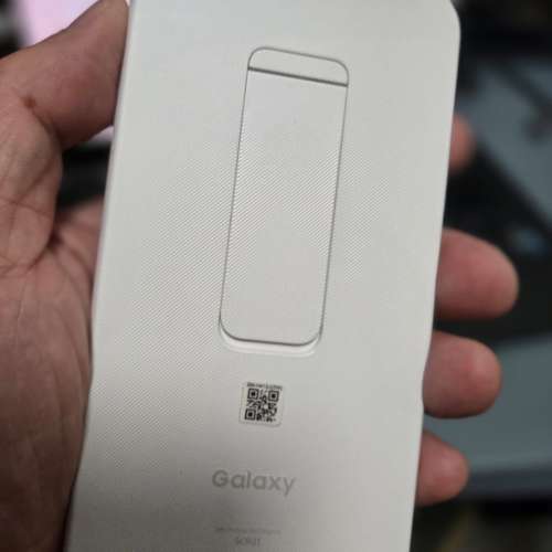 Samsung Galaxy 5G Mobile wifi 蛋 SCR01