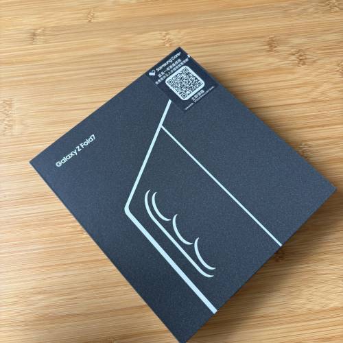 Samsung Galaxy Z Fold7 512gb+12  及 20000mAh 電池