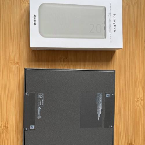 Samsung Galaxy Z Fold7 512gb+12  及 20000mAh 電池