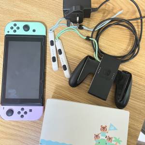 Switch 遊戲機全套加5隻Games