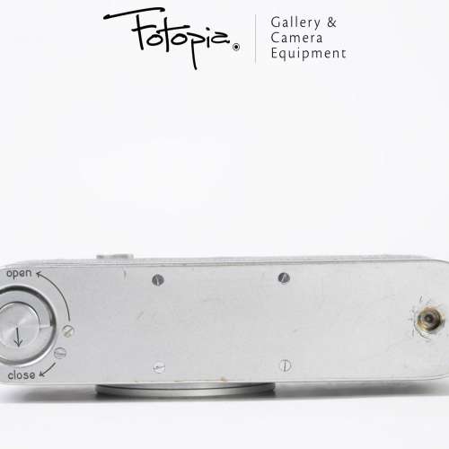 || Leica Standard - Model E / Silver Chrome with FOKOS & case ||