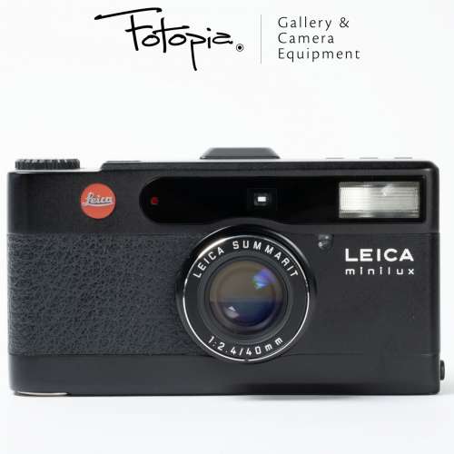 || Leica Minilux - Black; Summarit 40mm f/2.4 Lens with soft case ||