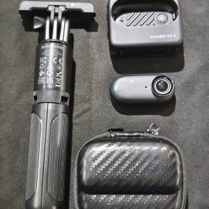 Insta360 GO 3 連腳架 保護套 USB線 鏡片有明顯花痕  功能全正常 送記憶卡 冇盒冇單...