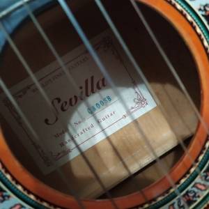 木吉他跟吉他袋