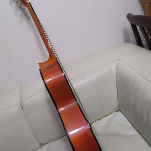 木吉他跟吉他袋