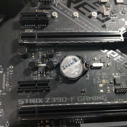 ROG STRIX Z390-F GAMING ATX主板 ((正版Window11Pro啟動碼)) Socket 1151