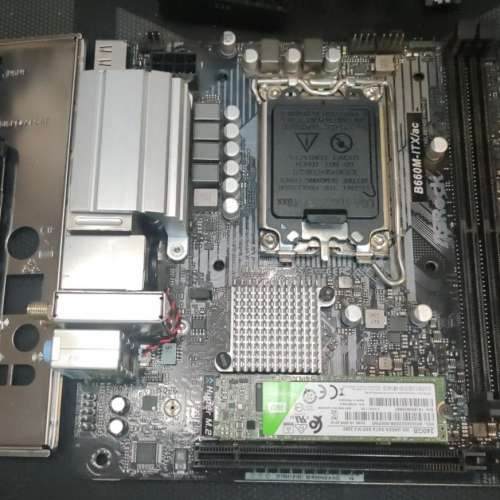 ITX 主版 AsRock B660M-ITX/ac  Socket 1700