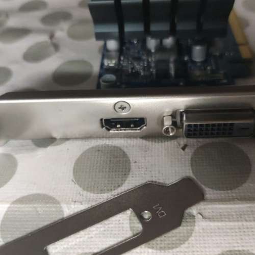ASUS GT 1030 2GB GDDR5 64Bit 顯示卡 長短片