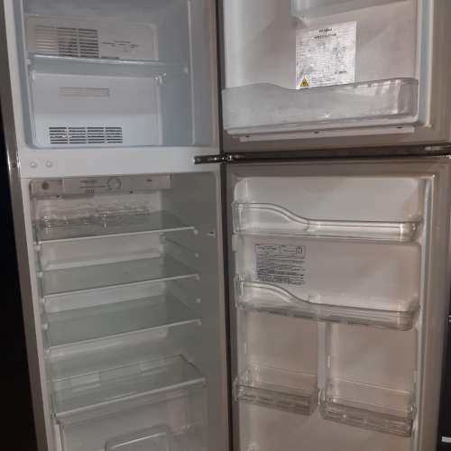 8成新Whirlpool 惠而浦白金色雪櫃