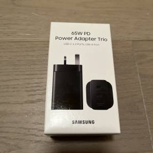 全新三星電子 65 W充電器
