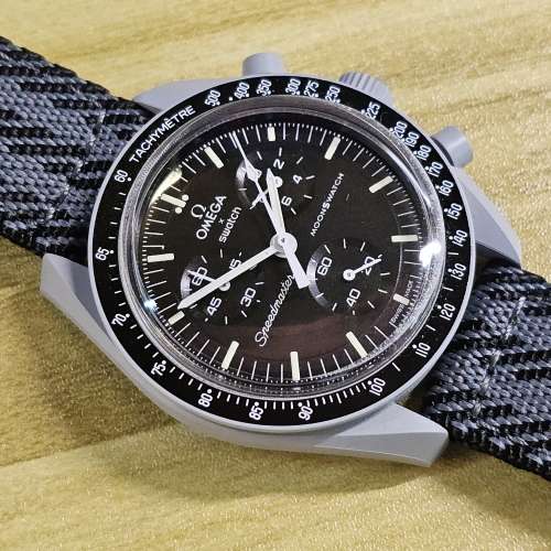 Omega x Swatch - Moon watch 99.99% new