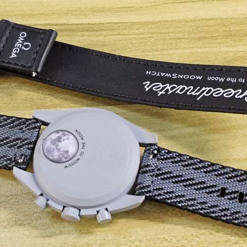 Omega x Swatch - Moon watch 99.99% new