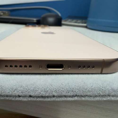 iPhone 16 Pro Max 沙漠色256GB 港行 電池100%