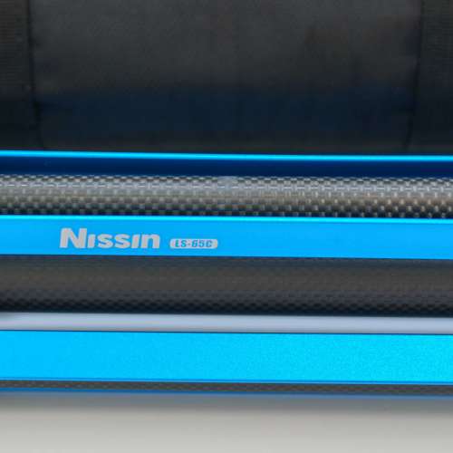 Nissin LS-65C 2.7米高碳纖維閃燈架 + Godox 神牛折疊柔光傘 AD-S5 + 可調角度閃燈...