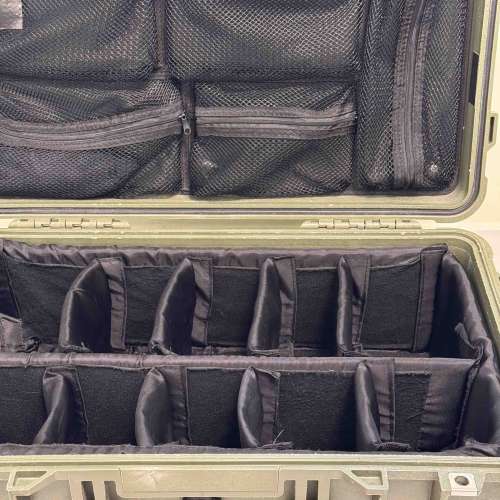 Pelican 1510 拉箱 Case - 內附保護套分隔板 + 網狀蓋收納器 + 靜音膠轆。