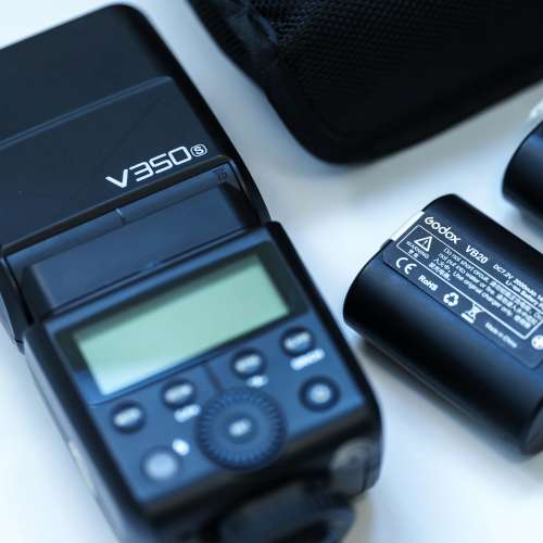 出售 Godox 神牛 V350 鋰電池TTL 機頂閃光燈  Sony 索尼 插座