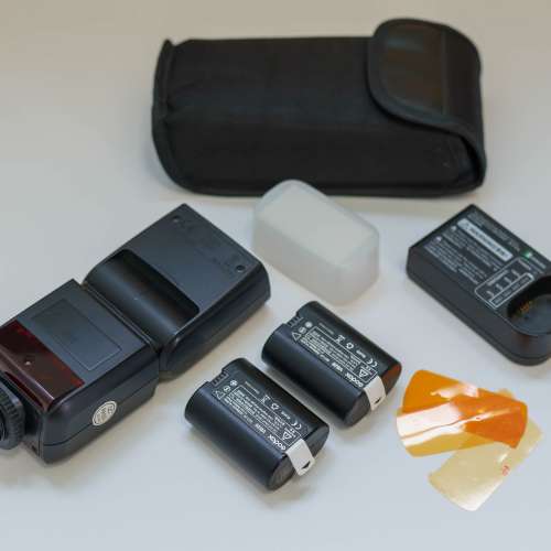 出售 Godox 神牛 V350 鋰電池TTL 機頂閃光燈  Sony 索尼 插座