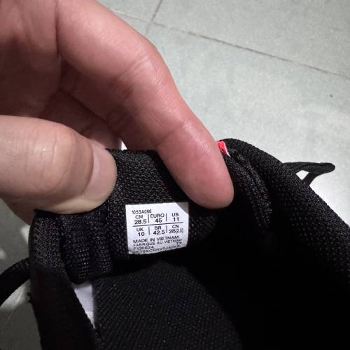 Asics V-Swift FF 4 排球鞋 45 us11