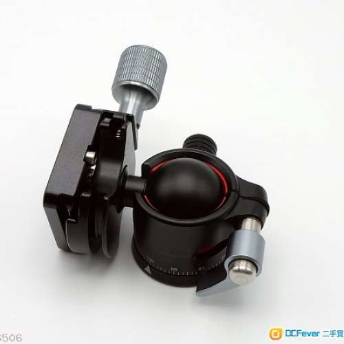 全新  低重心雲台