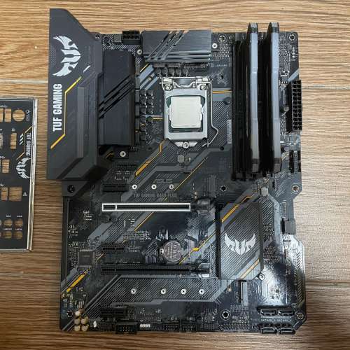 ASUS TUF Gaming B460-PLUS & Intel I7 10700 & Corsair Vengeance RGD Pro (2x8GB)