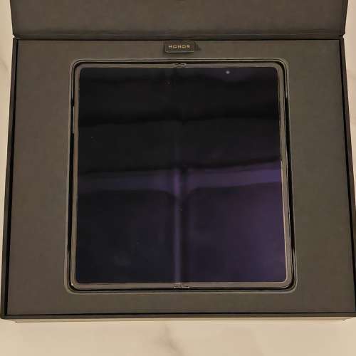 HONOR Magic V2（99%新）雅黑色(pu)，17/6/2025衛訊買