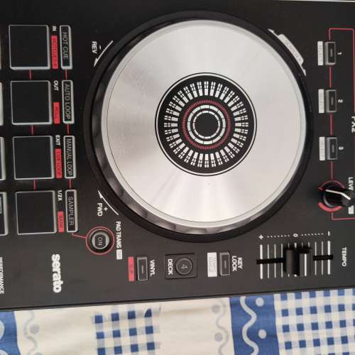 Pioneer DJ DDJ-SB2 Serato DJ Controller