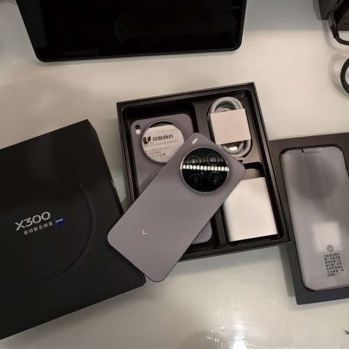 國行x300 16+512 紫 有碎屏保，進水保，後蓋保 冇崩冇花 有google