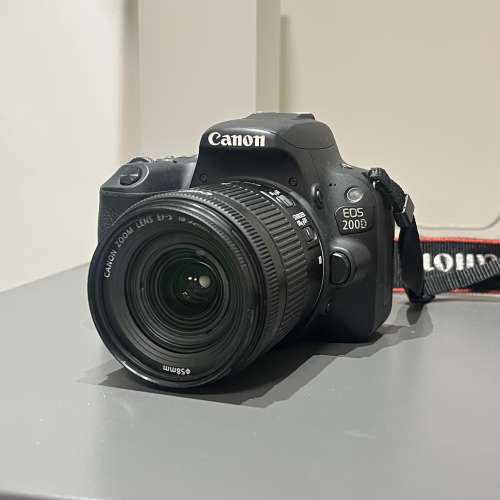 Canon EOS 200D Kit set 18-55mm + EFS 55-200mm